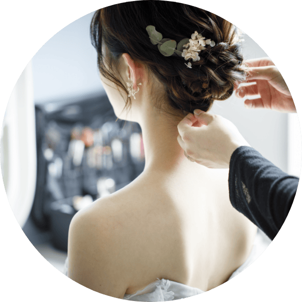 新郎新婦ヘアメイク支度